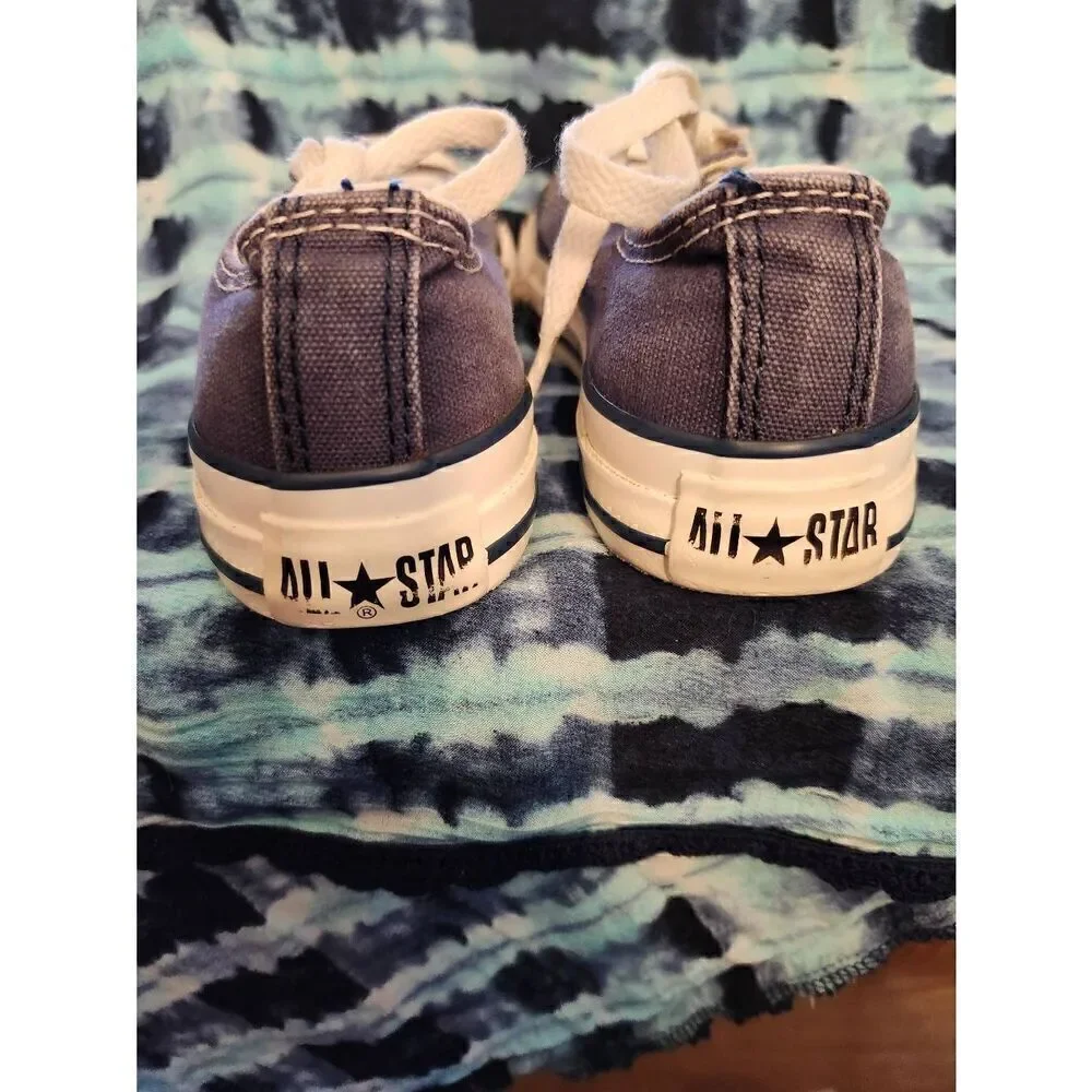 Converse Chuck Taylor blue grey low top sneakers with white toes and laces junio